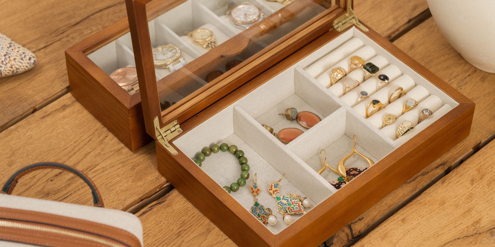 how to pack necklaces for a move？